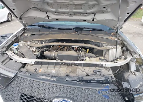 2021 Ford Police Interceptor z USA, uszkodzony, nr VIN 1FM5K8AC5MNA11894